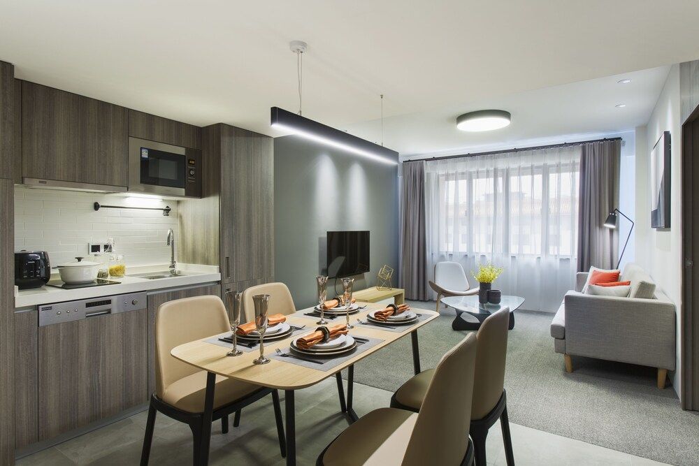 undefined LN Residence by China Hotel 7