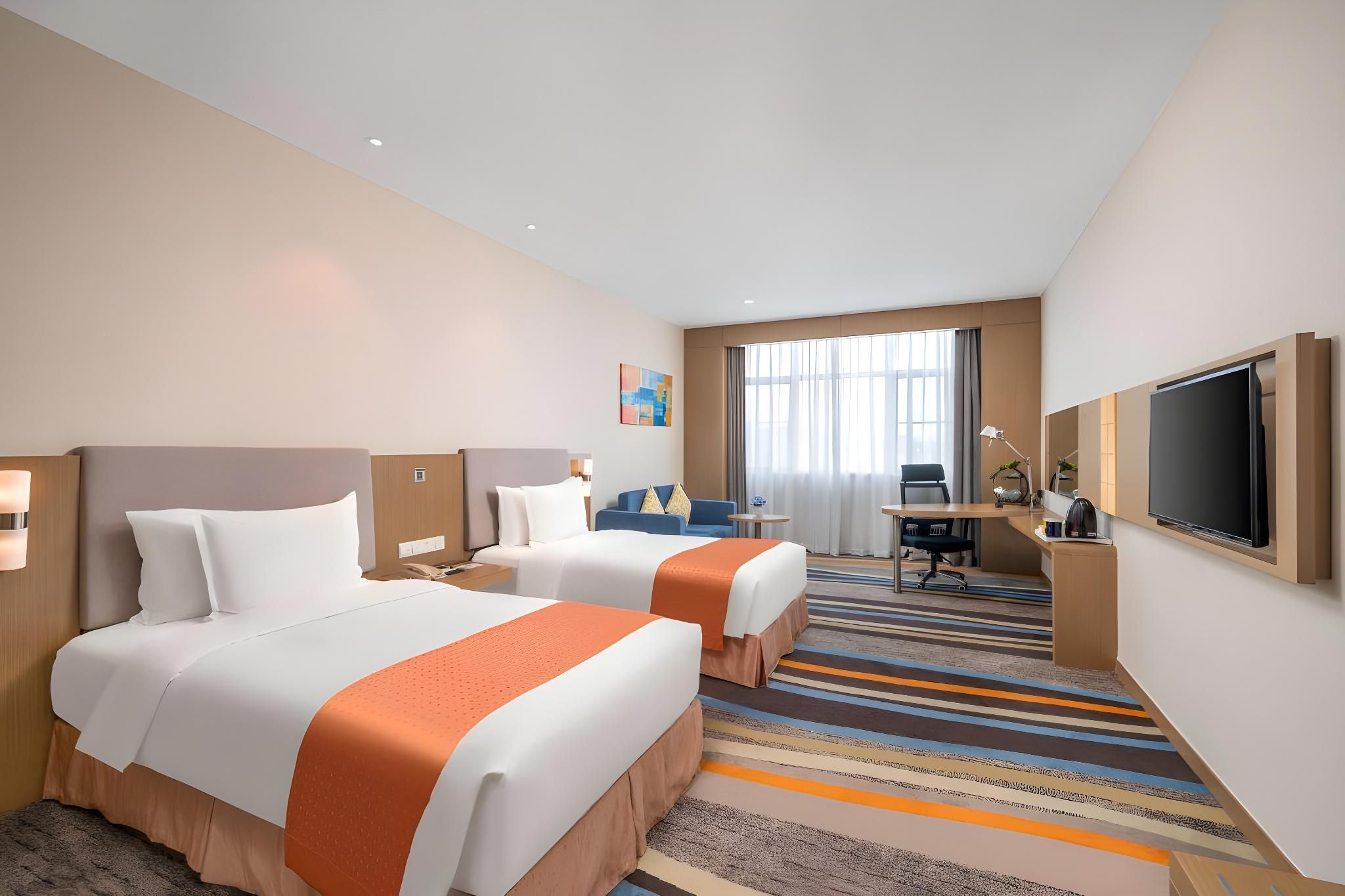 undefined City Holiday Hotel Guangzhou Baiyun Airport Renhe Metro Exit B 6