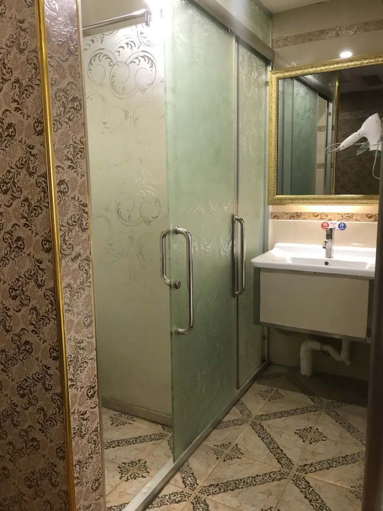 undefined Guangzhou Meiling Hotel