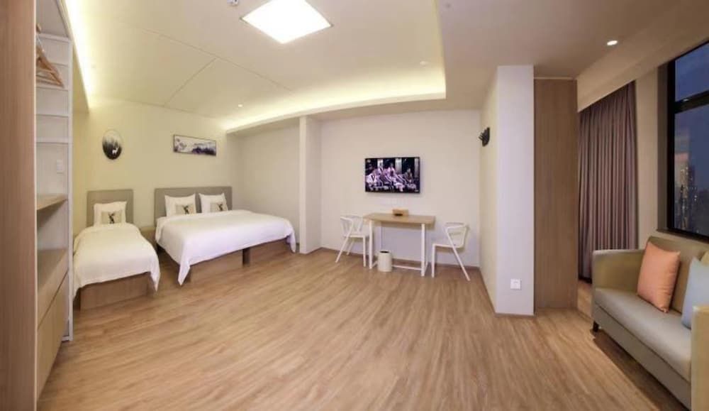 undefined CJIA Apartment East Railway Station 10