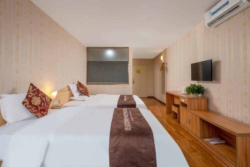 undefined Leo Boutique Hotel 3