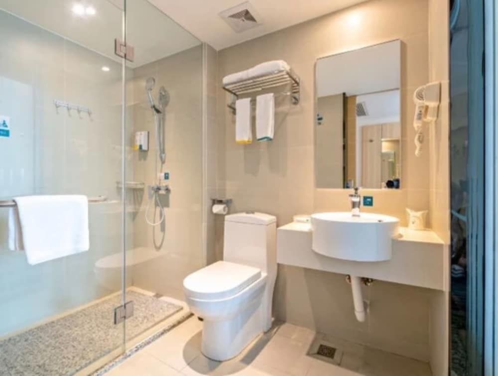 CC INN Guangzhou RenHe Station Business Twin Room 5