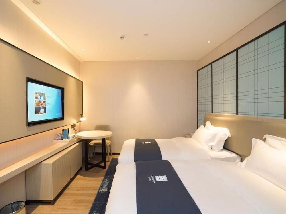 Echarm Hotel Pazhou Convention and Exhibition Center Branch Standard Twin Room, No Windows