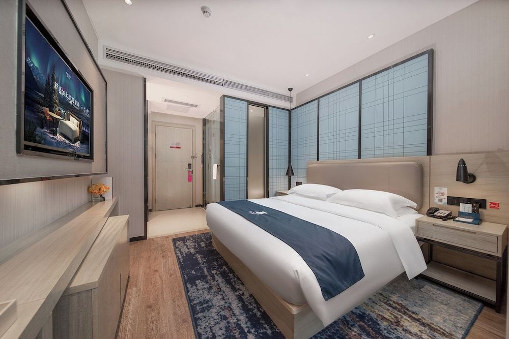 Luxury Double Room, City View