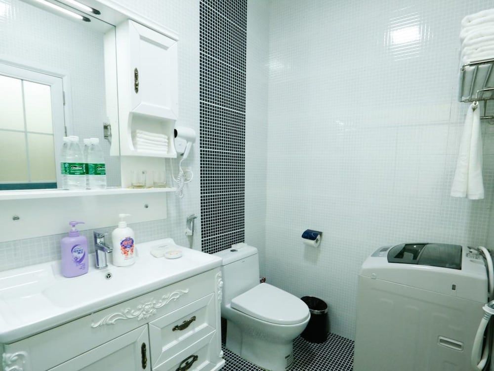 Guangzhou Pengman Apartment Huanshidong Deluxe Queen Room (Free Shuttle in Canton Fair) 3