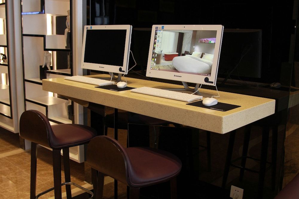 undefined Enjoy Hotels- Luoxi Metro Station Branch