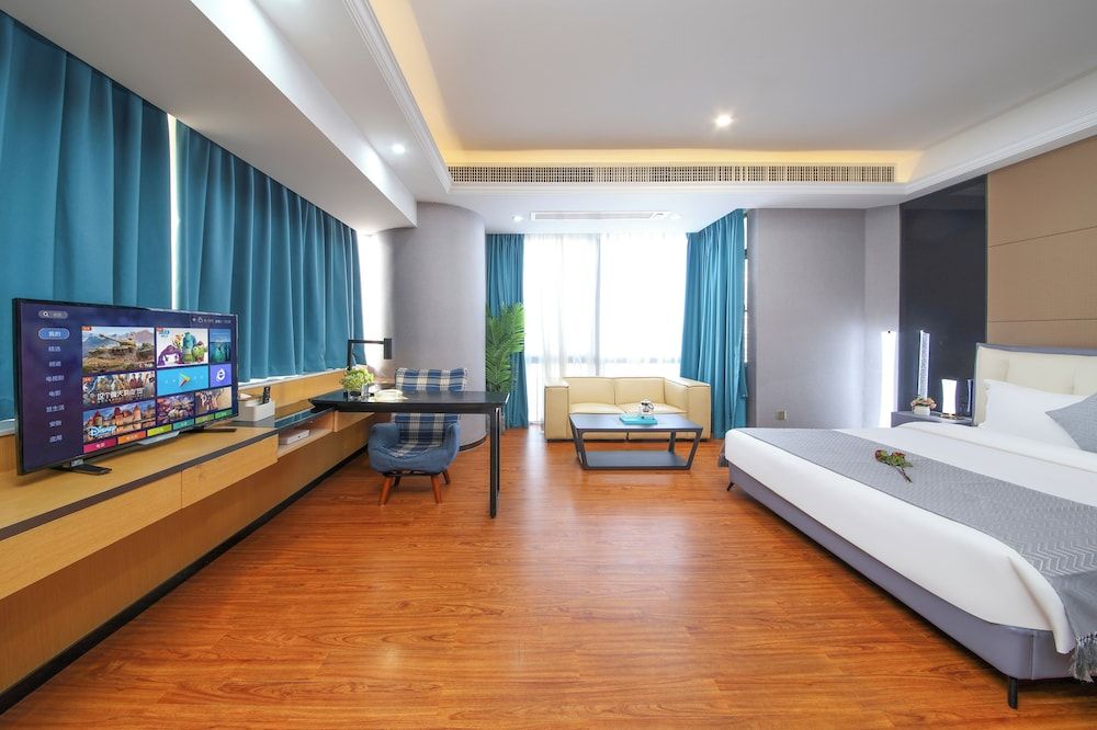 Pengman International Apartment Hotel Deluxe Studio with Queen Bed (Free Shuttle in Canton Fair) 11