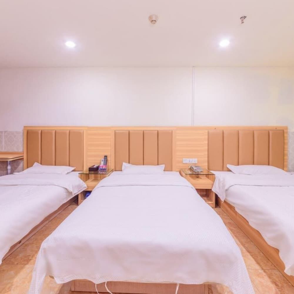 undefined Jiangxia Business Hotel 3