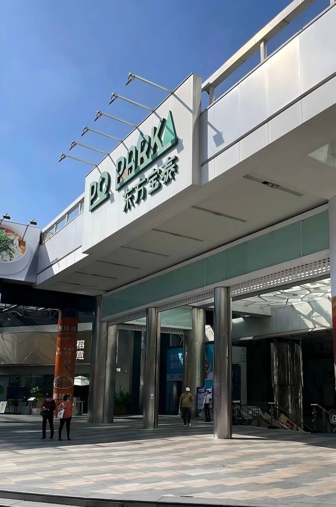 undefined Grand Palace Hotel 3