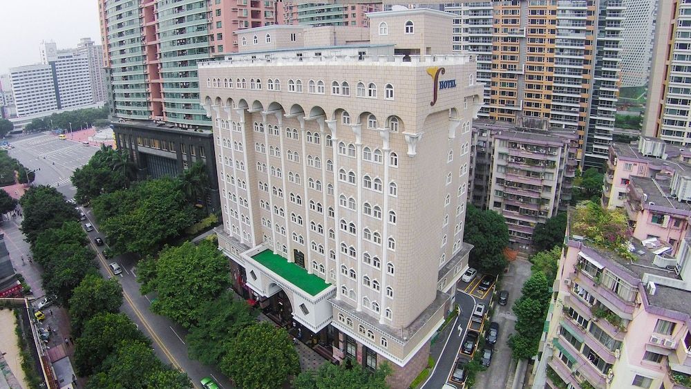 undefined Grand Palace Hotel 4