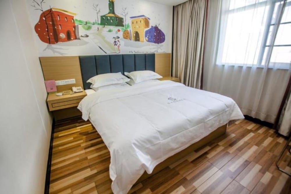 undefined Yimi Hotel Xicun Metro Station Branch 4