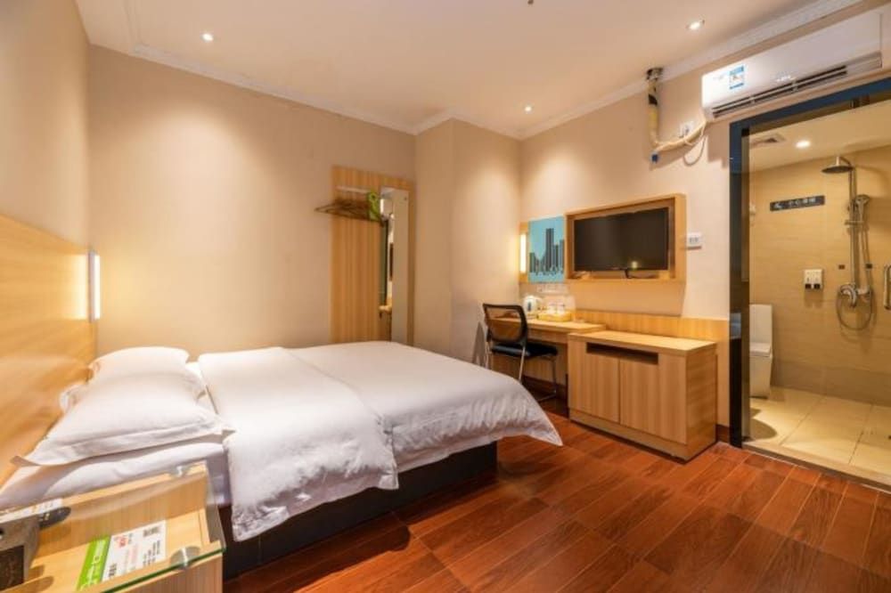 Yimi Shiergong Metro Station Branch Economy Room 2