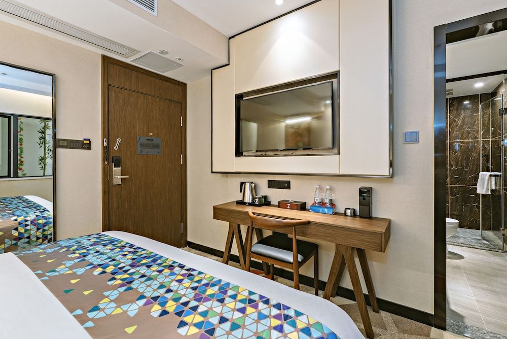 Zmax Hotel Superior Double Room 2