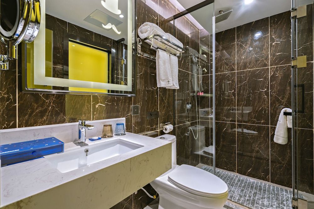 Zmax Hotel Superior Double Room 4