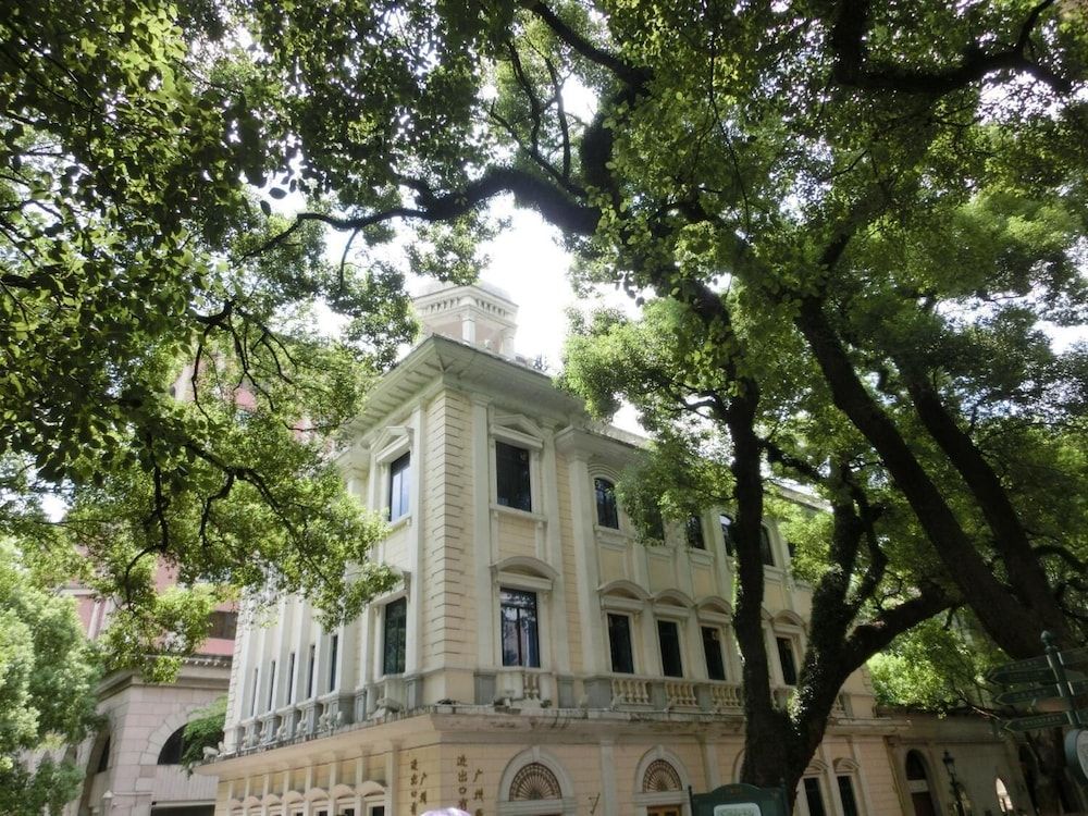undefined Yuguo Hotel 5