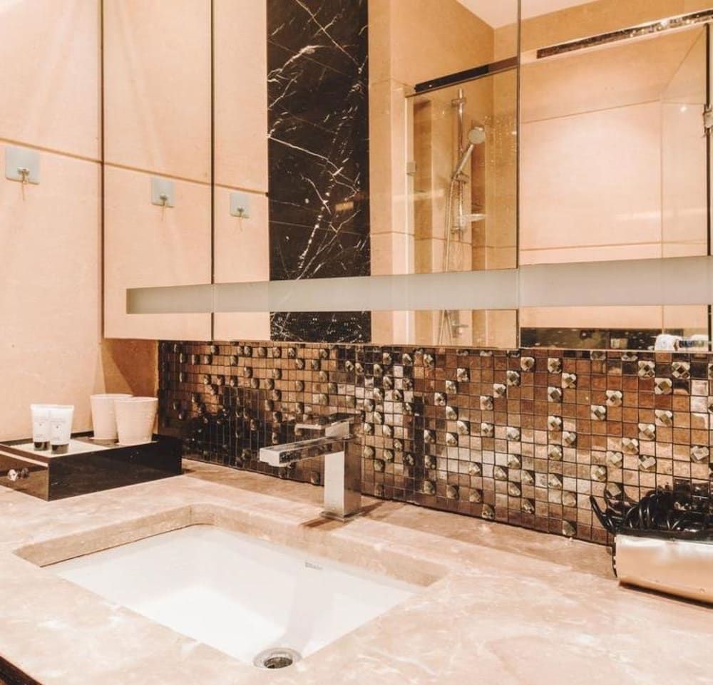 Guangzhou Y&W Service Apartment Deluxe Double Room 5