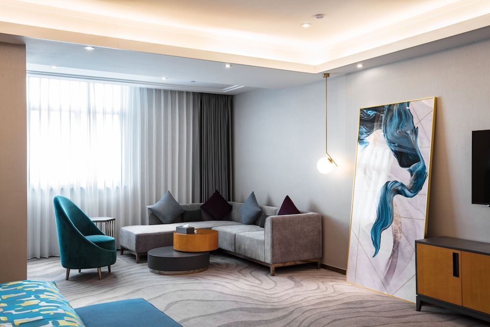 undefined Zenith International Hotel 5