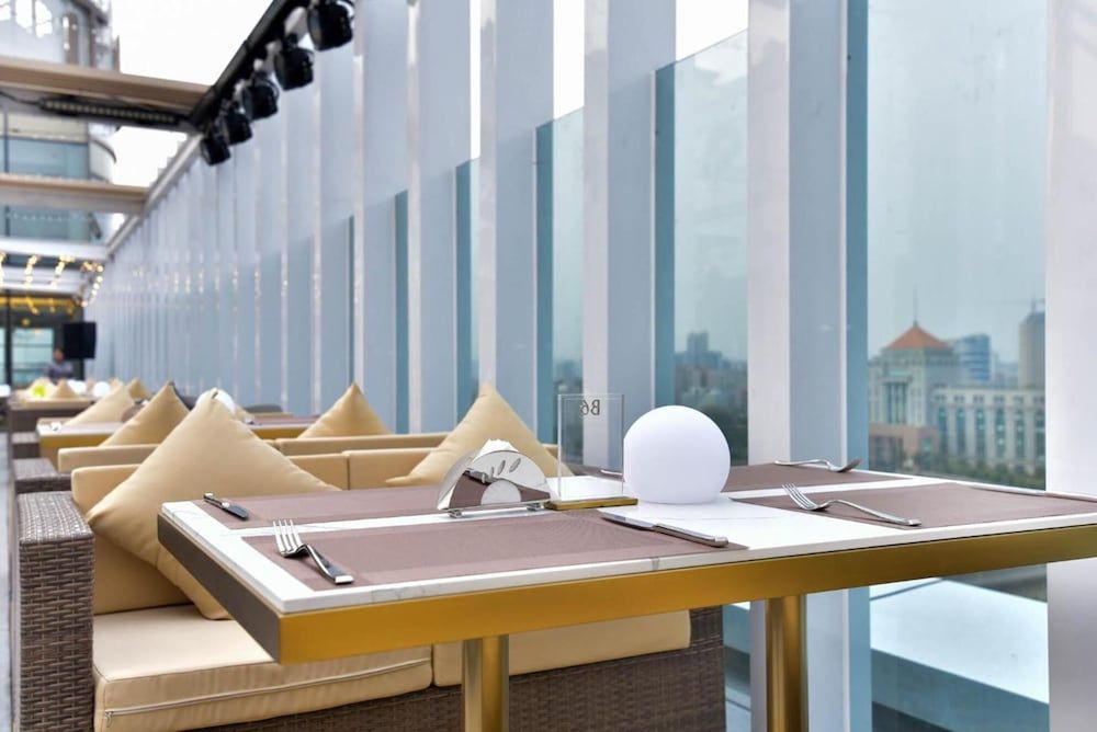 undefined Zenith International Hotel 7