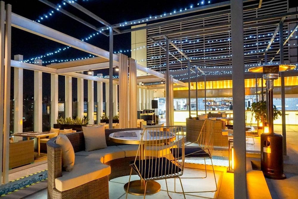 undefined Zenith International Hotel 8