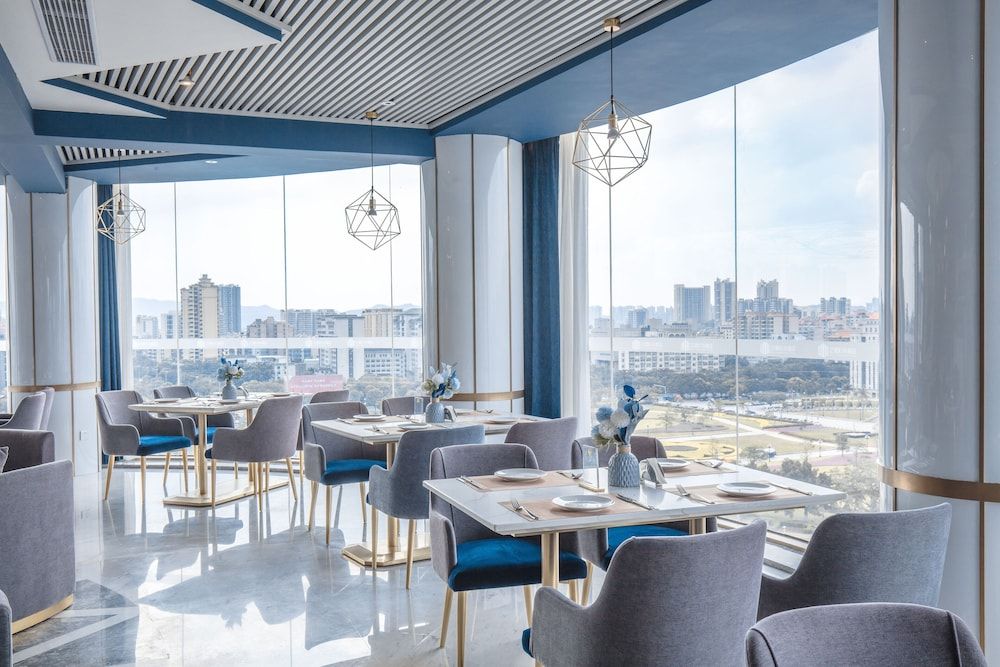 undefined Zenith International Hotel 10