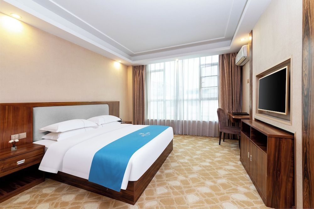 undefined Guangzhou Helong Hotel 7