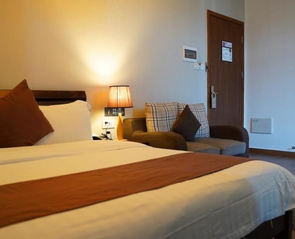 undefined V-hotel Boutique Hotel 4