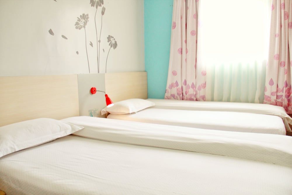 undefined Wenxin Hotel Keyun Road 8