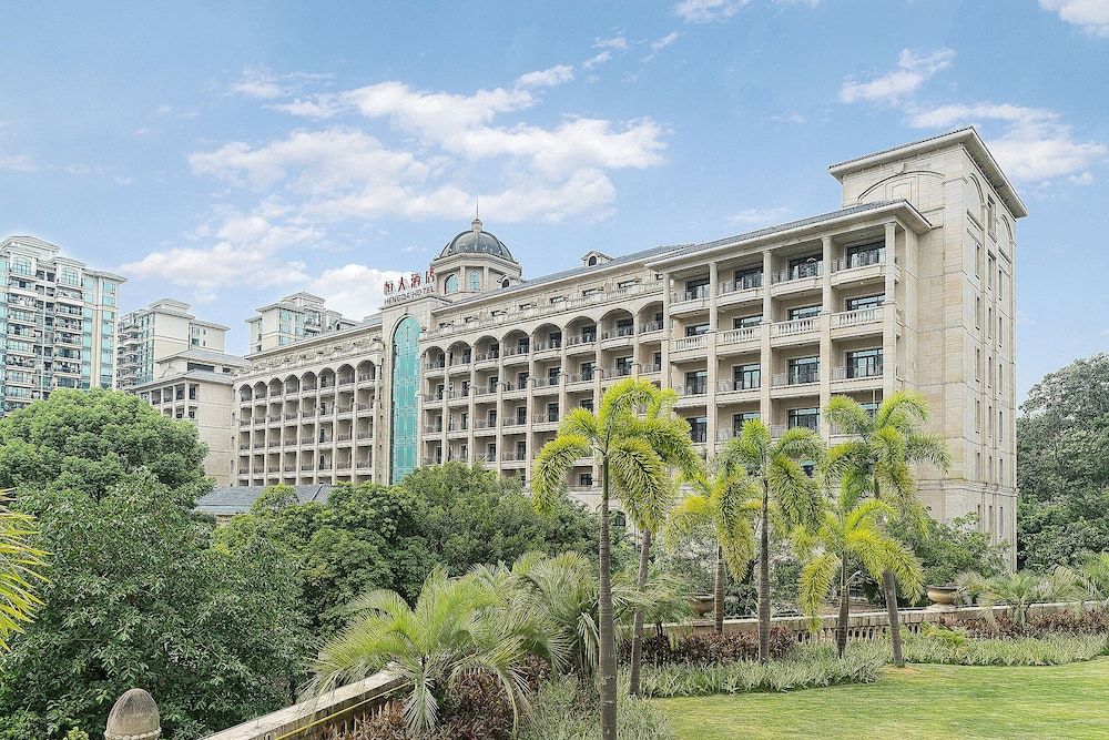 undefined Guangzhou Evergrande Hotel 10