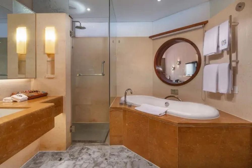 undefined Chimelong Hotel Guangzhou 5