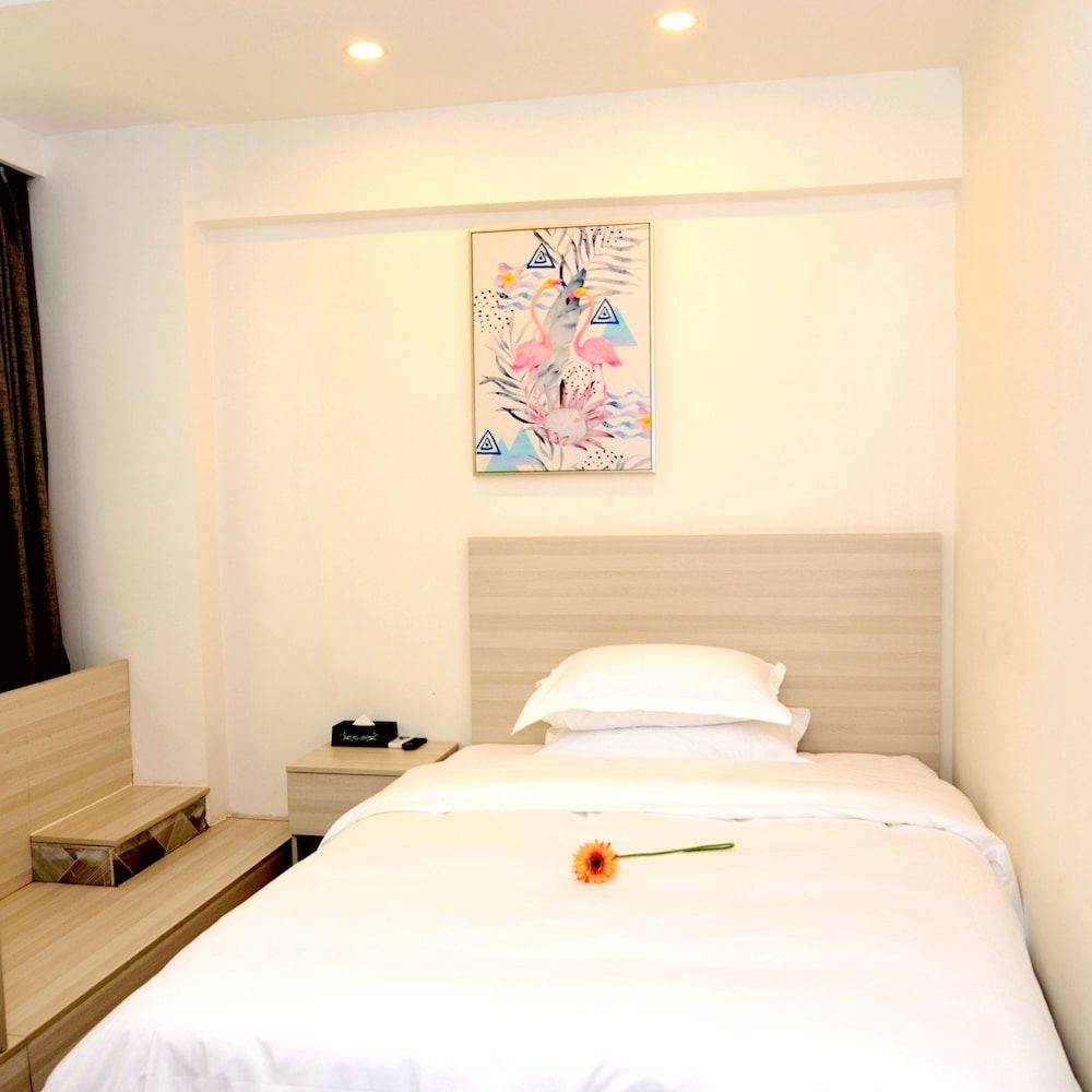 undefined Yimi Hotel Sanyuanli Subway Station 2