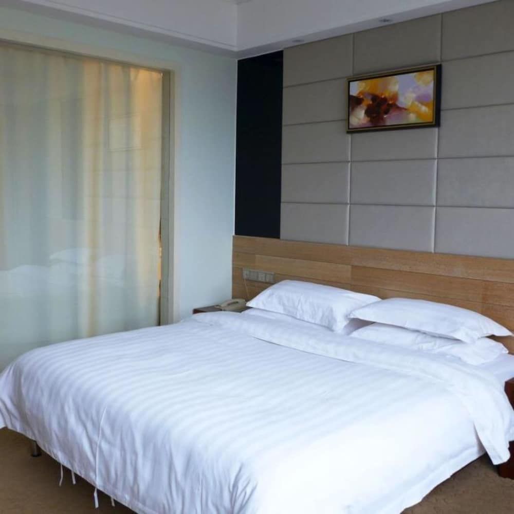 undefined Guangzhou Superior Hotel 10