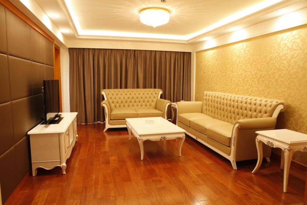 Guangzhou Yuehai Hotel Deluxe Suite