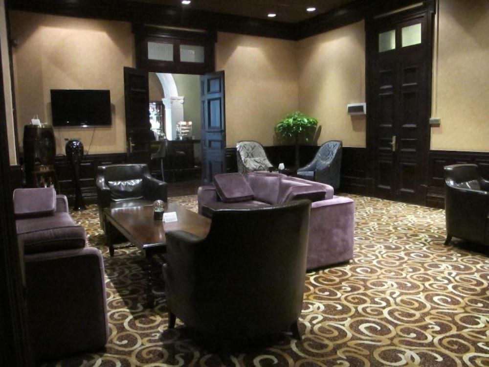 undefined Guangzhou Yuehai Hotel 6