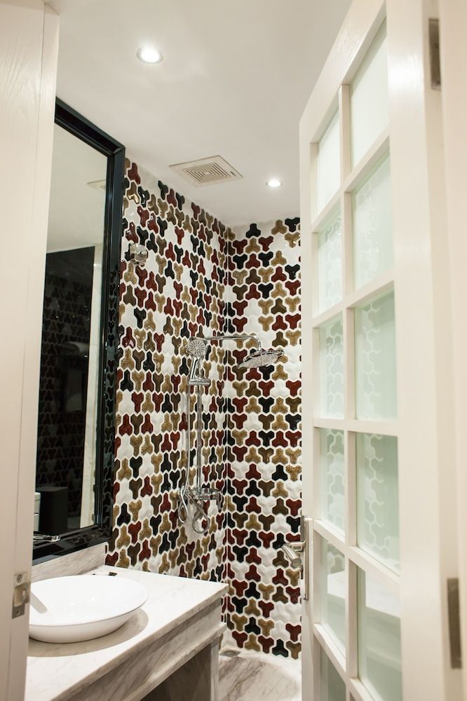 undefined Ai Luo Si 9