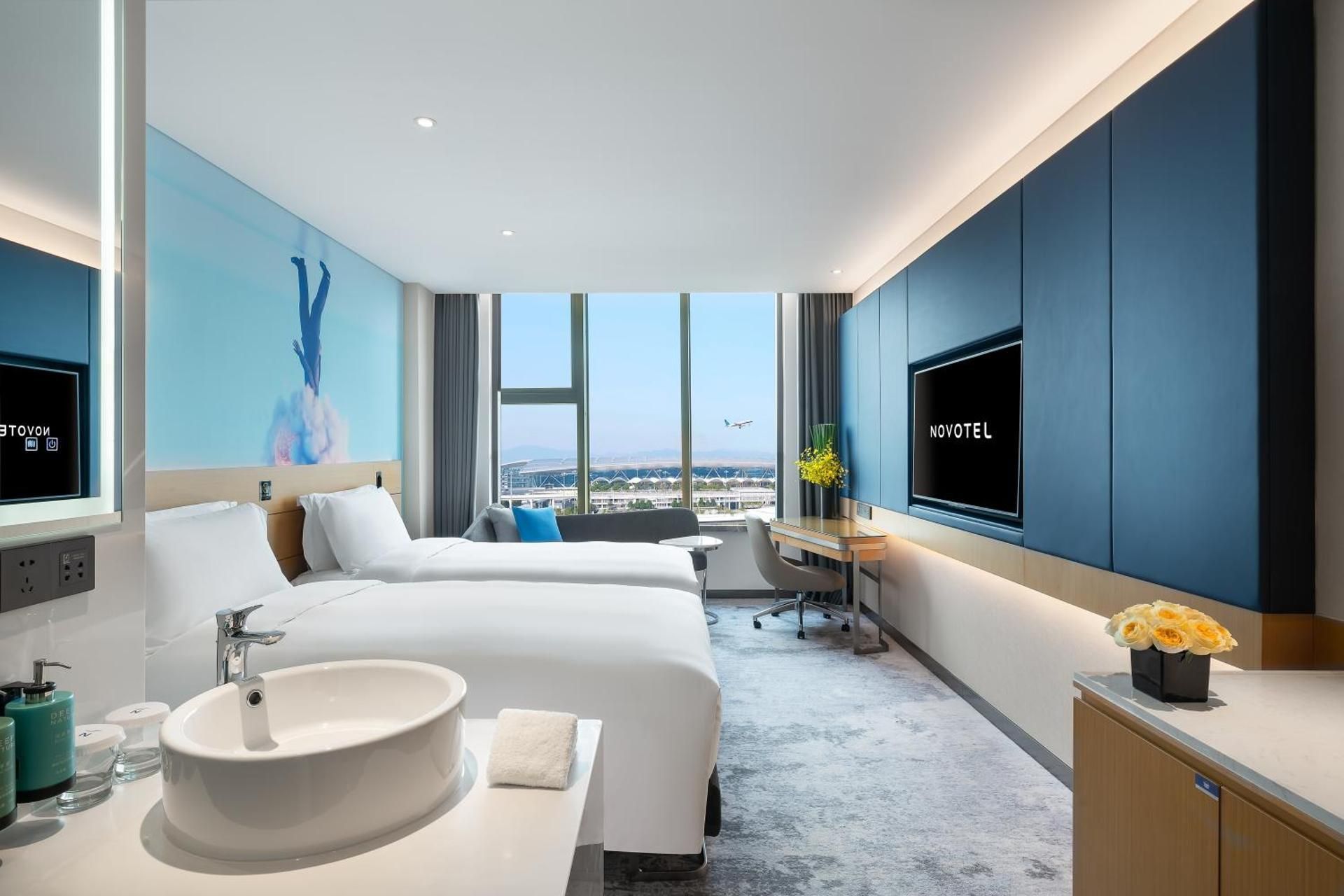 Superior Room With 2 Single Beds