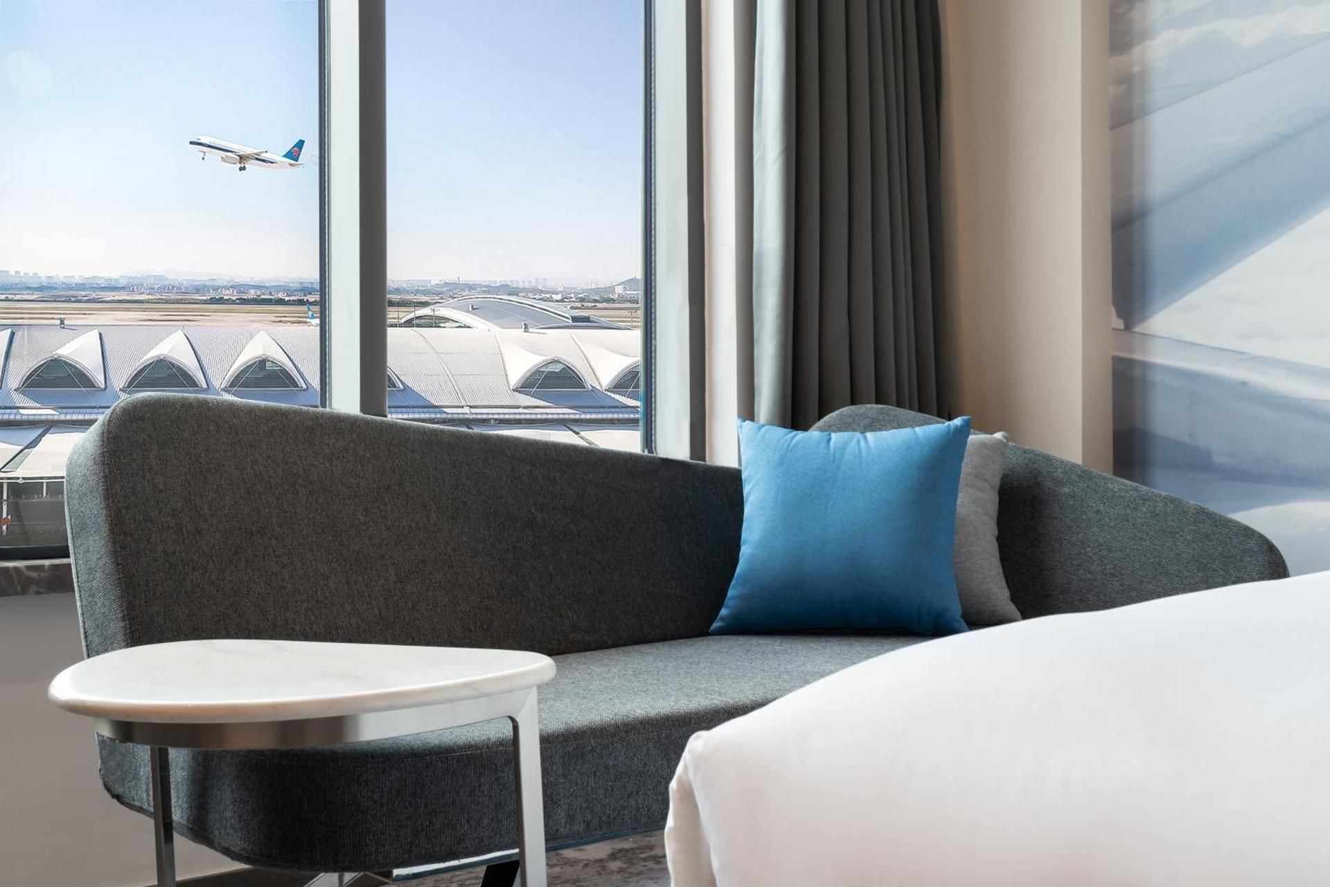 undefined Novotel Guangzhou Baiyun Airport 8