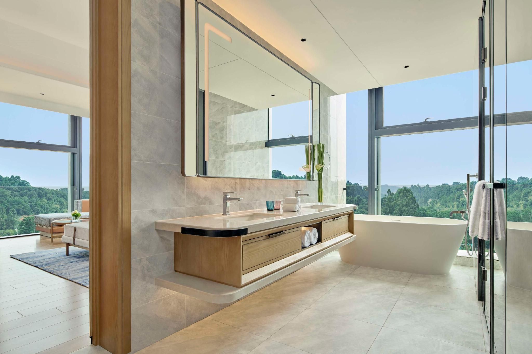 King Deluxe Suite