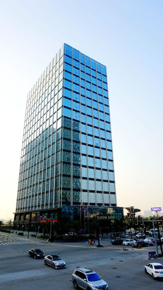 undefined Clifford Suites 6