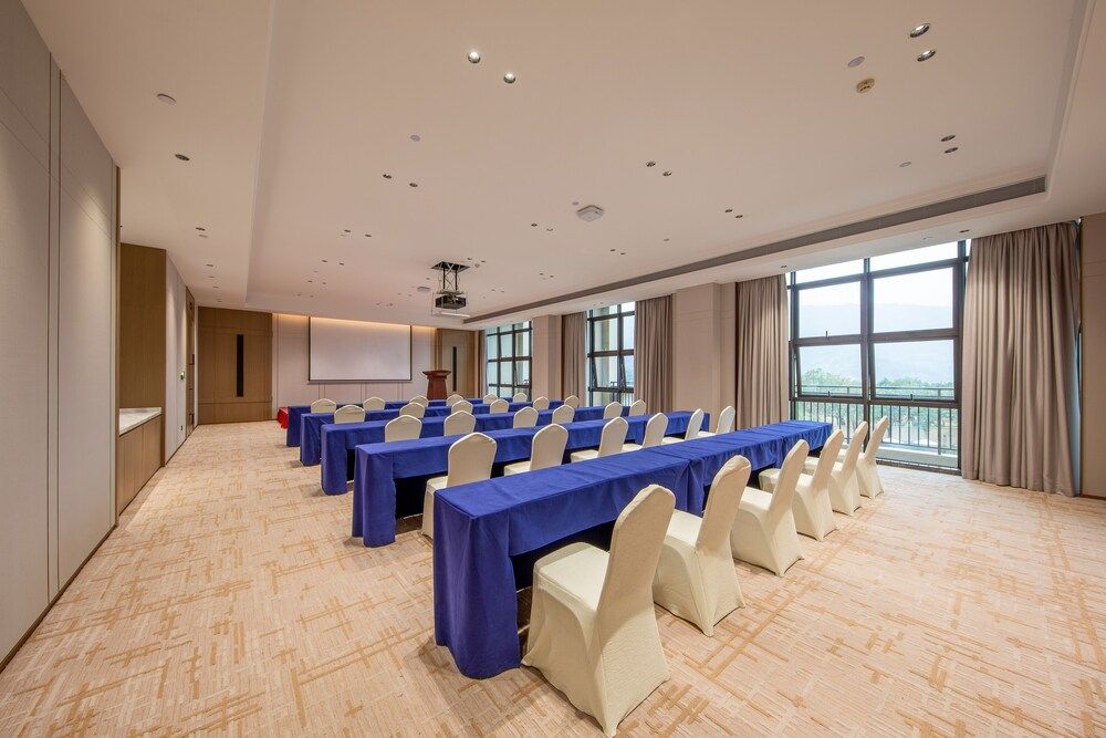 undefined Vlamhoo Hotel 9