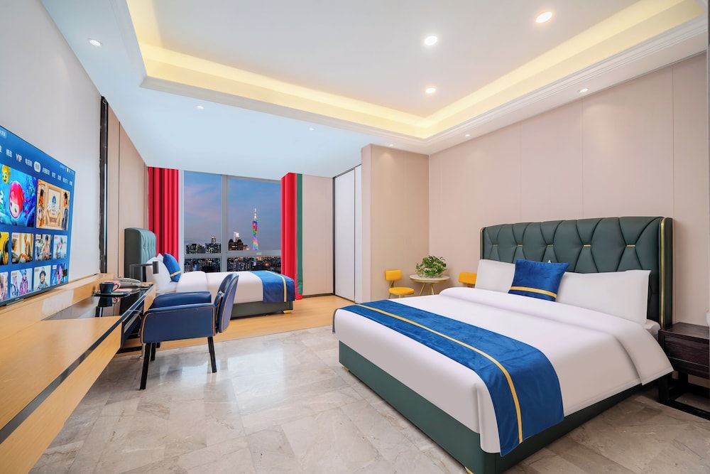 Cloudy International Apartment Executive Twin Room 8