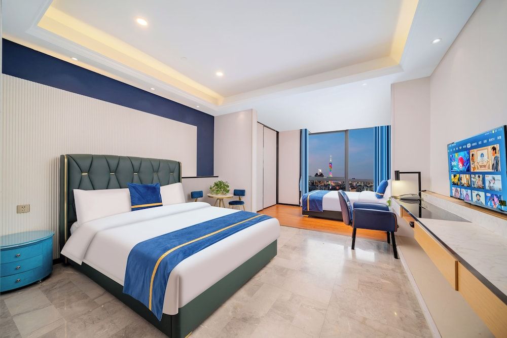 Cloudy International Apartment Executive Twin Room 9