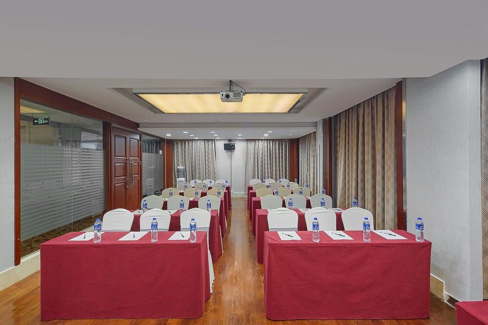 undefined Kaiserdom Hotel Guangzhou Ouzhuang 10
