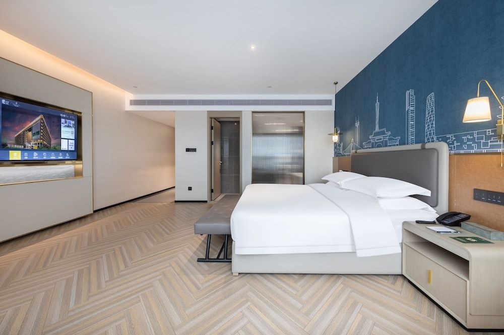 undefined GZ Baiyun Airport MeHood Liz Hotel T1 3