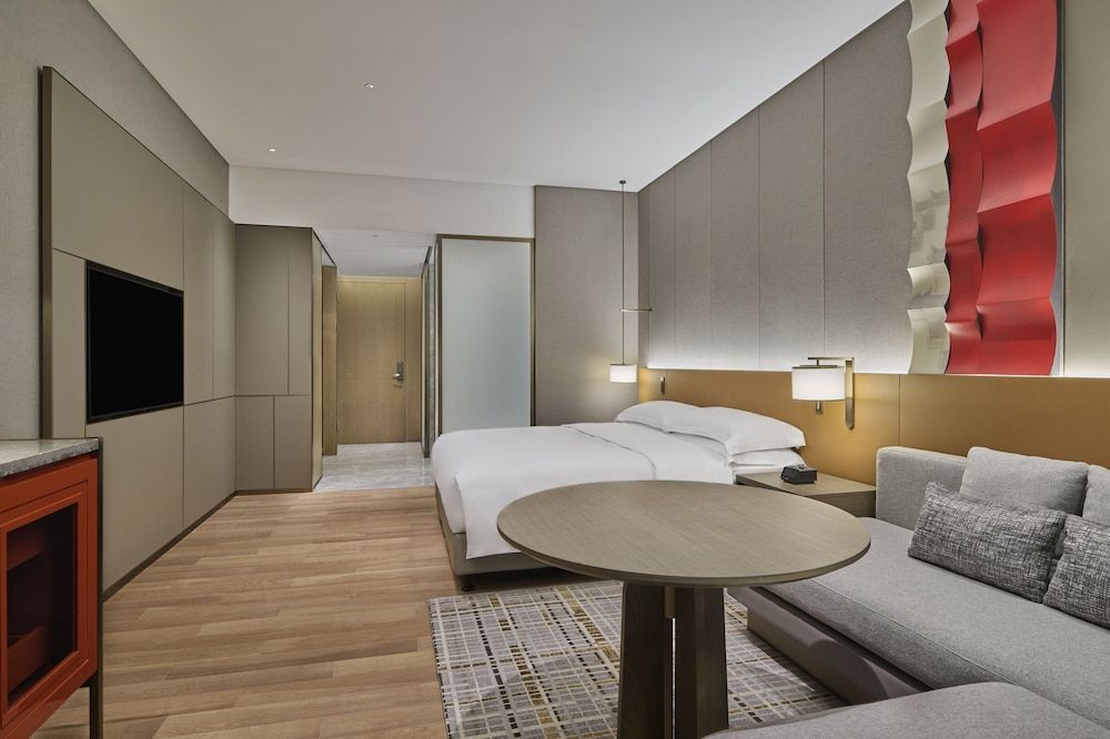 Deluxe Room, 1 King Bed