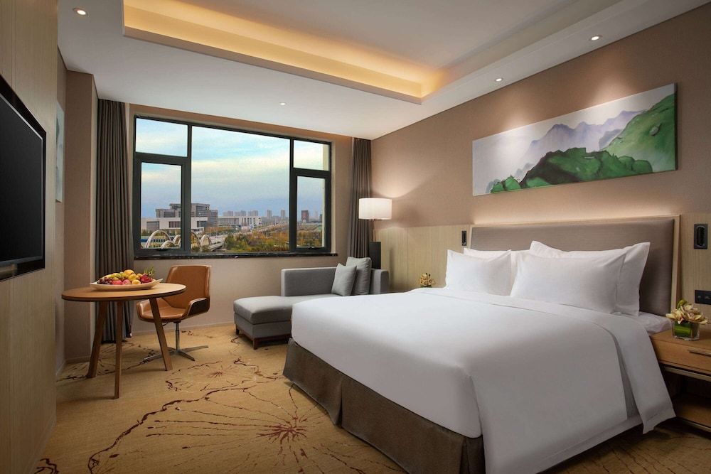 Deluxe Room, 1 King Bed, Non Smoking