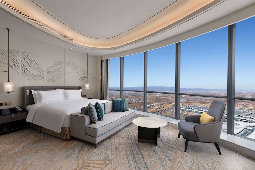 Deluxe Room, 1 King Bed