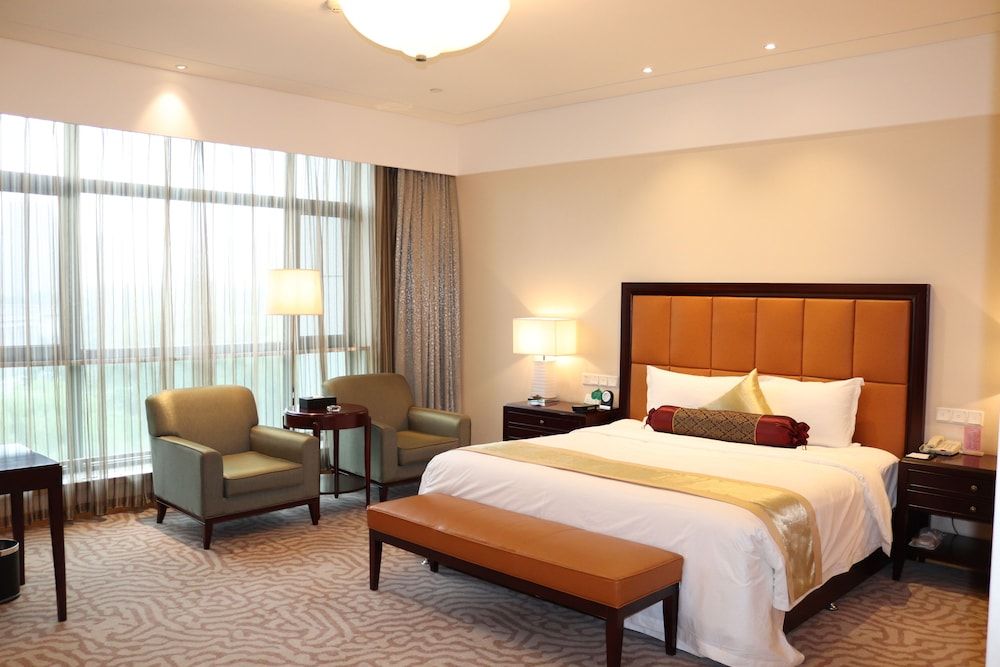 Executive Double Room with Lake View
