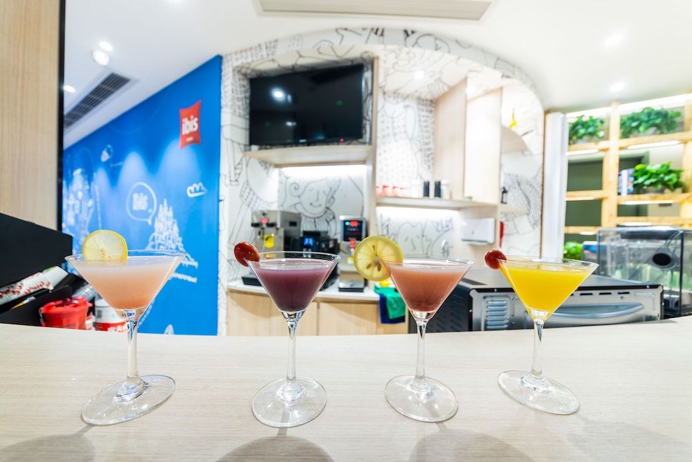 undefined Ibis Chongqing Jiefangbei Pedestrian Street Hotel 4