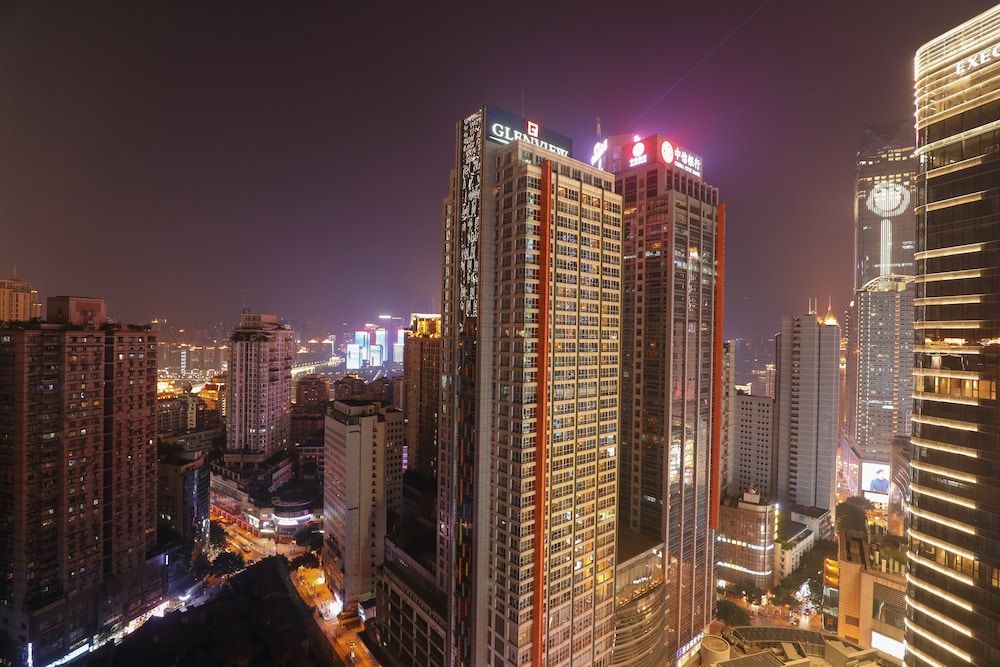 Only Cafe and Backpacker Bed in 8-Bed Female Dormitory Room 5
