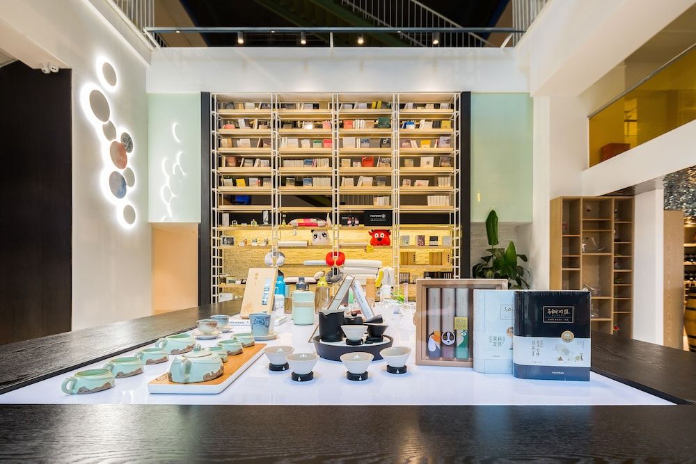 undefined Rezen Sunbow Hotel 9